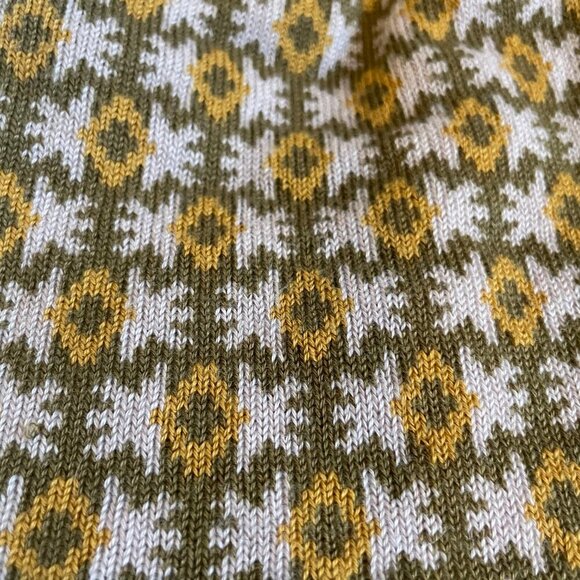 Patagonia Printed Knit 100% Recycled Poly Beanie Hat Olive Grn Pink Gold Sz OS - Picture 4 of 8